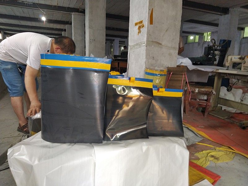 悬挂风筒-矿用黑色阻燃