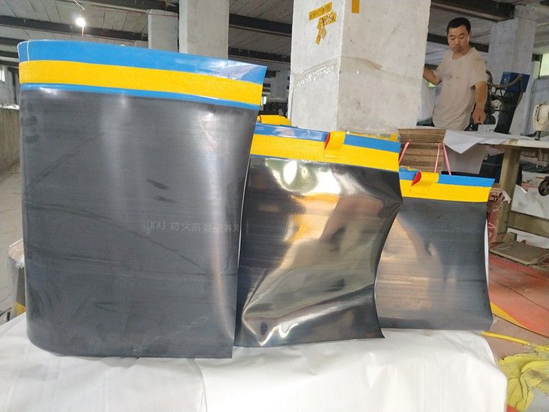 悬挂风筒-矿用黑色阻燃